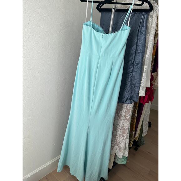 Katie May Yasmin Gown in Sky - Picture 11 of 12